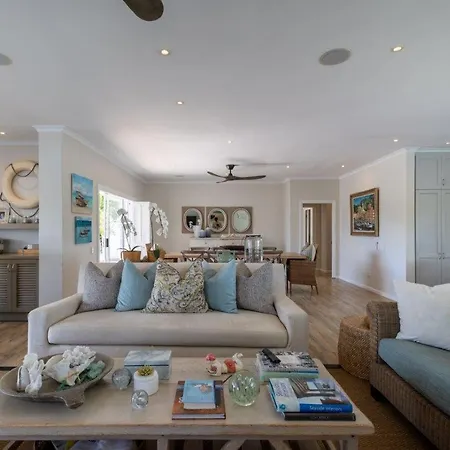 Home In Plettenberg Bay Exterior photo
