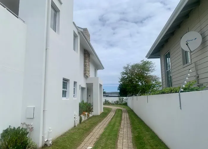 Home In Plettenberg Bay